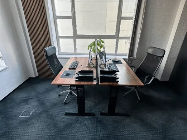 Abschließbares Büro in Leipzig (Eutritzsch) – Kreative Bürogemeinschaft & Büroräume in Leipzig-Eutritzsch — Bild 1